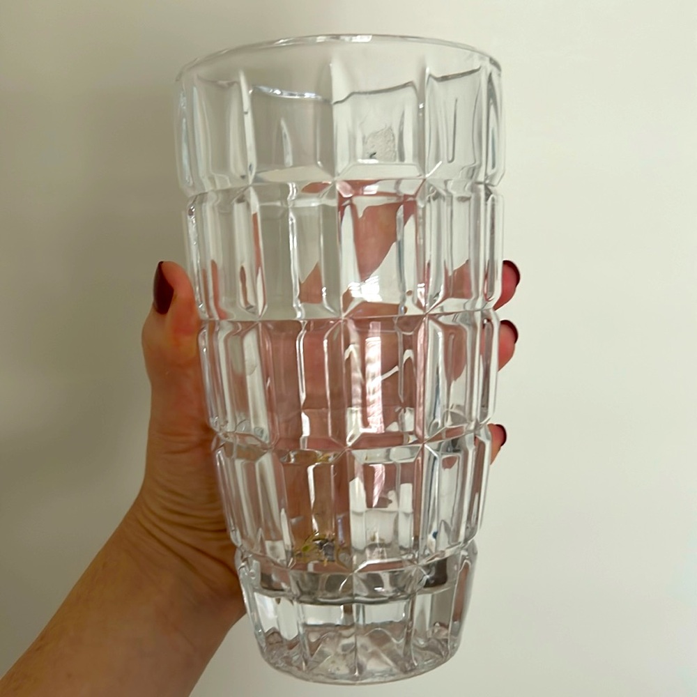 Crystal vase authentic and heavy medium size